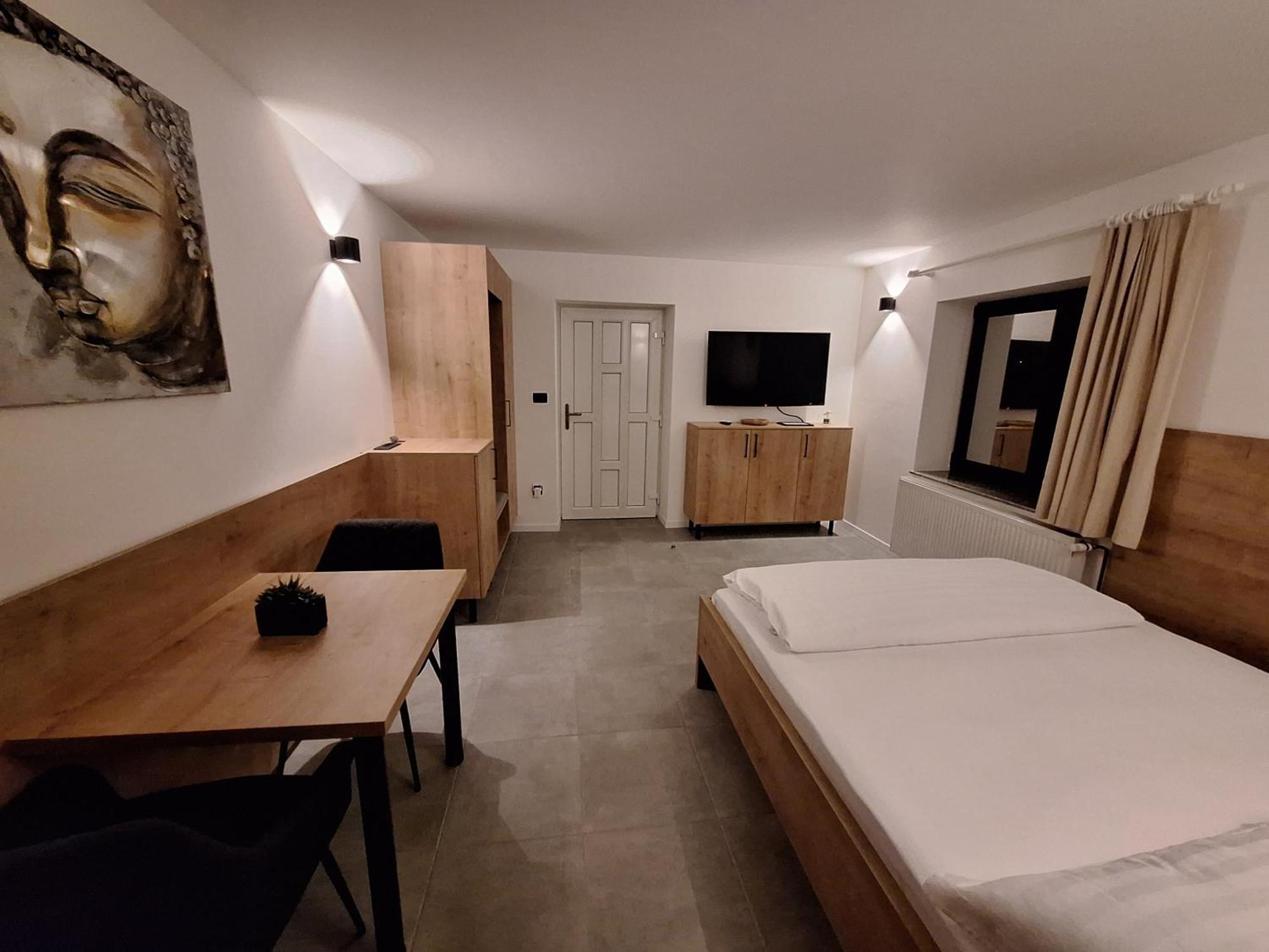 Prenocisca Kralj Appartement Komenda Buitenkant foto